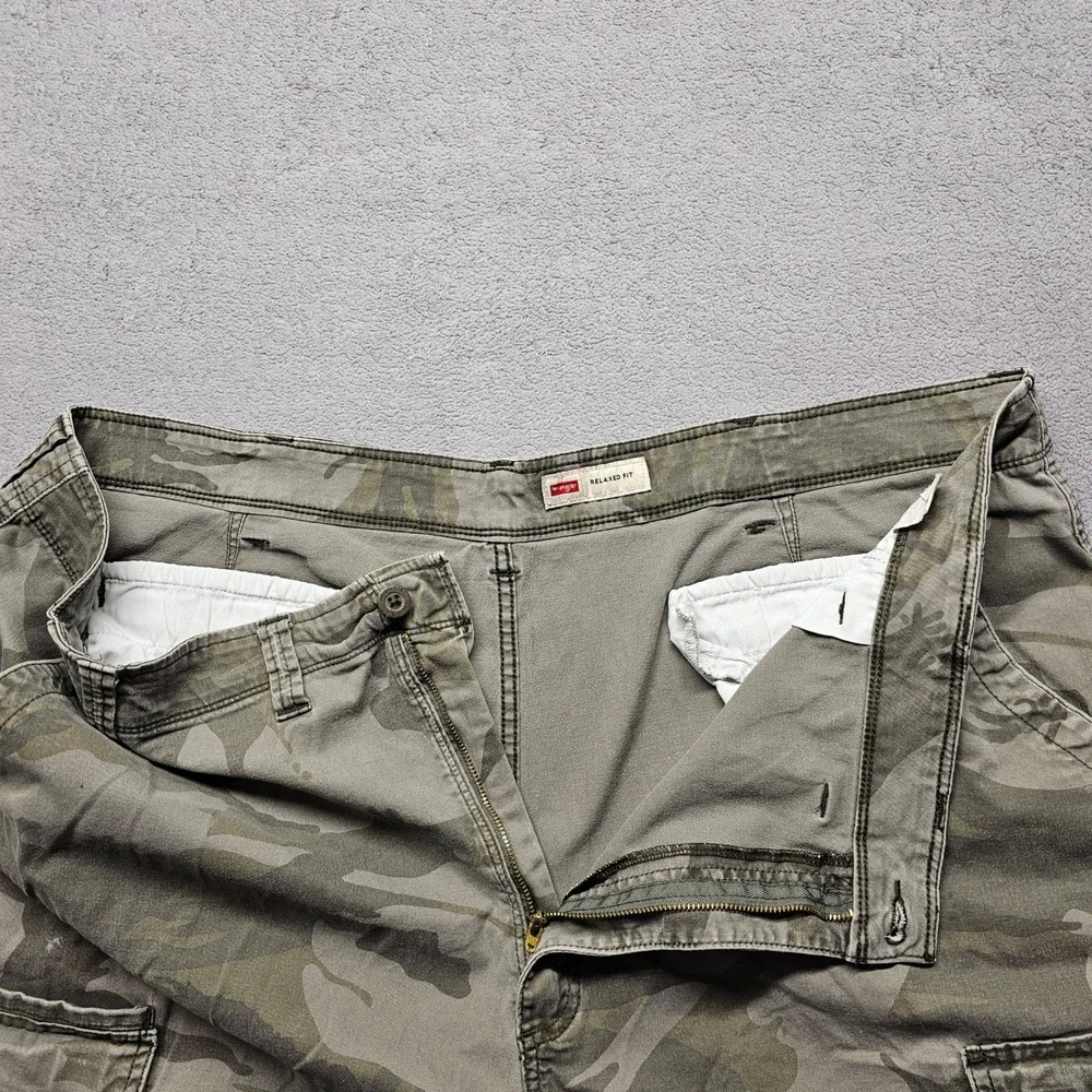 Wrangler Cargo Shorts Men 46 Green Camouflage Stretch Relaxed Fit Hiking Outdoor